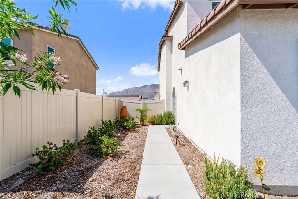 541 Ironwood