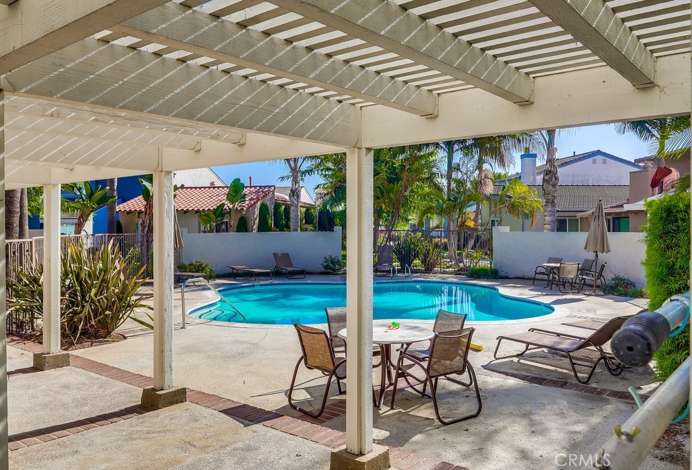 Island Village (ISV) - Residential Lease