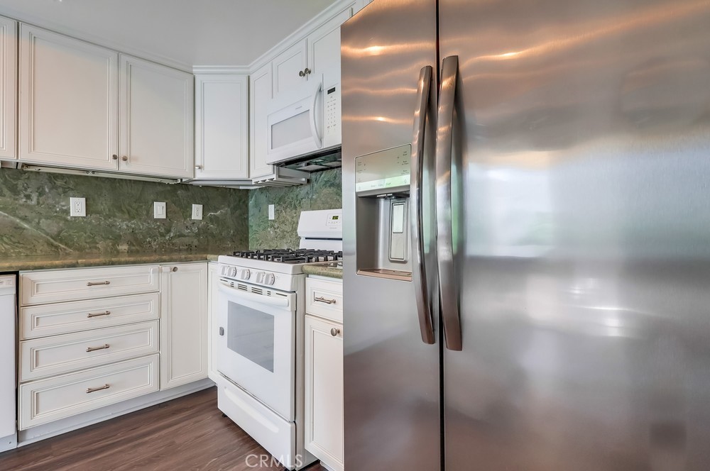 Island Village (ISV) - Residential Lease