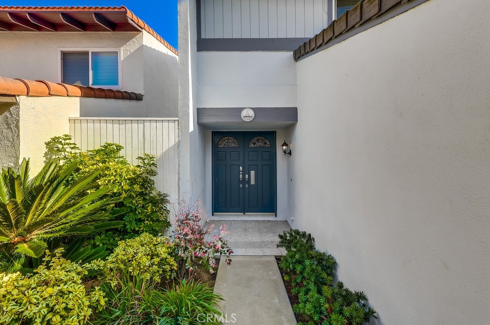 Island Village (ISV) - Residential Lease