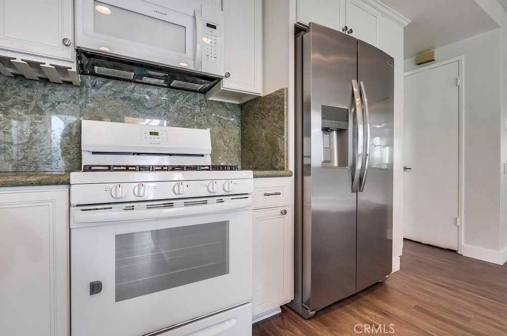 Island Village (ISV) - Residential Lease