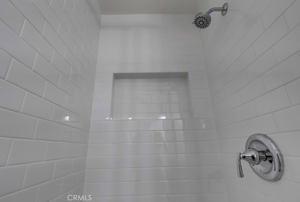 Island Village (ISV) - Residential Lease