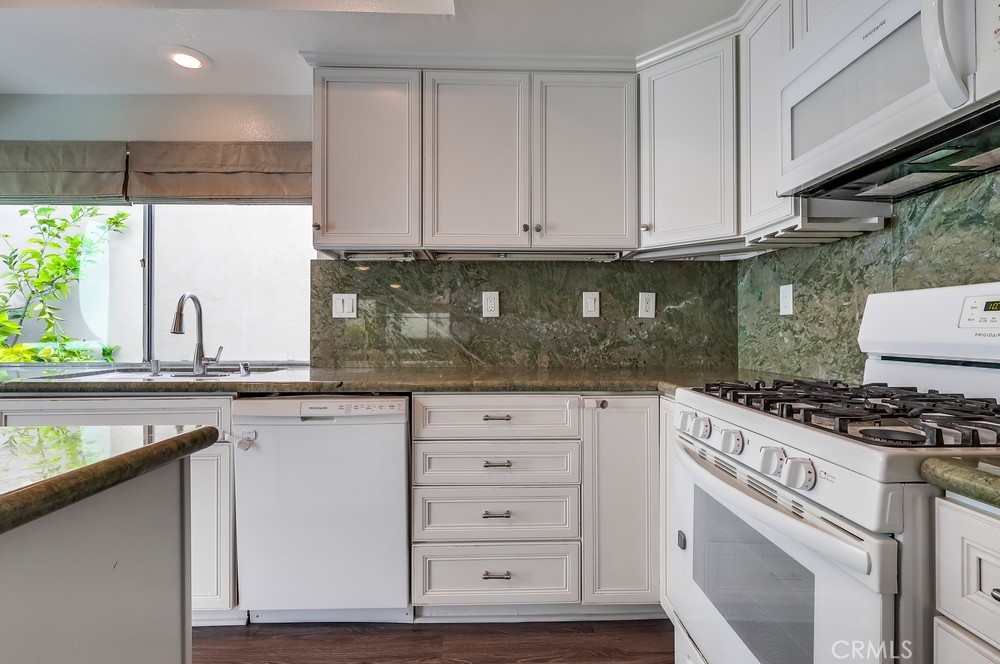 Island Village (ISV) - Residential Lease