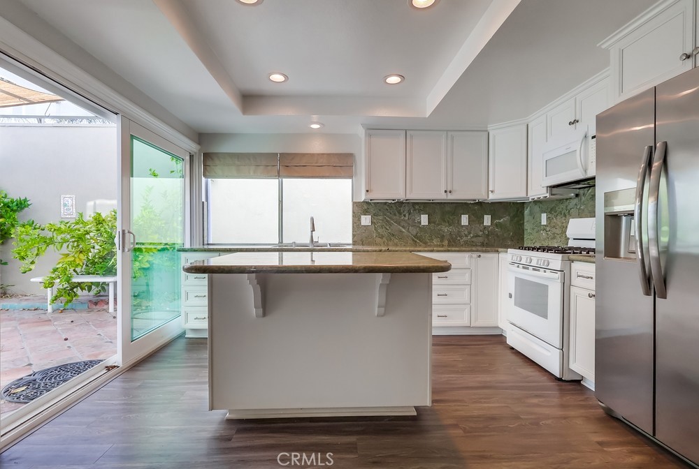 Island Village (ISV) - Residential Lease