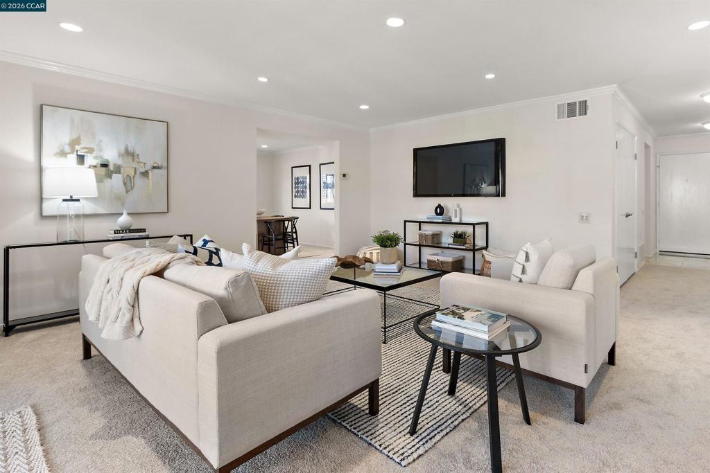 1501 Ptarmigan Dr DR 7B, Walnut Creek CA 94595