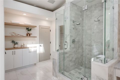 Tiny photo for 410 Paseo De La Concha, Redondo Beach, CA 90277 (MLS # PV25244763)