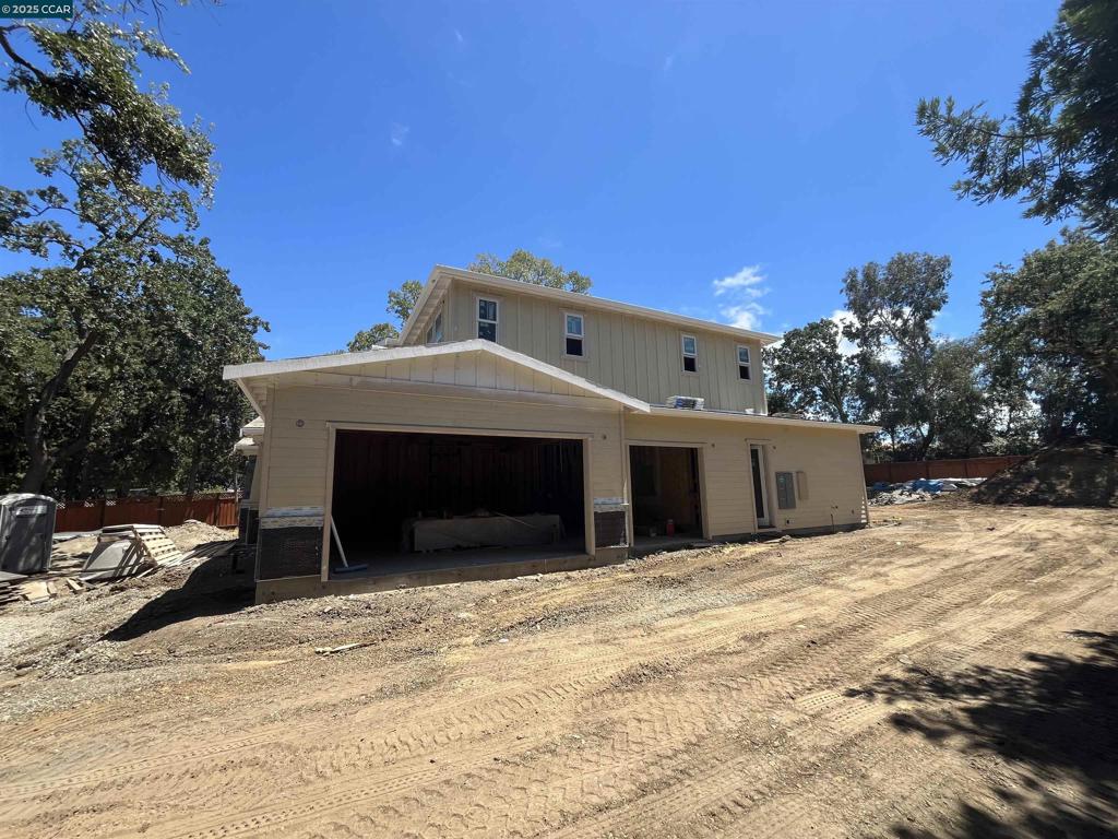 NORTHGATE RD. - Residential