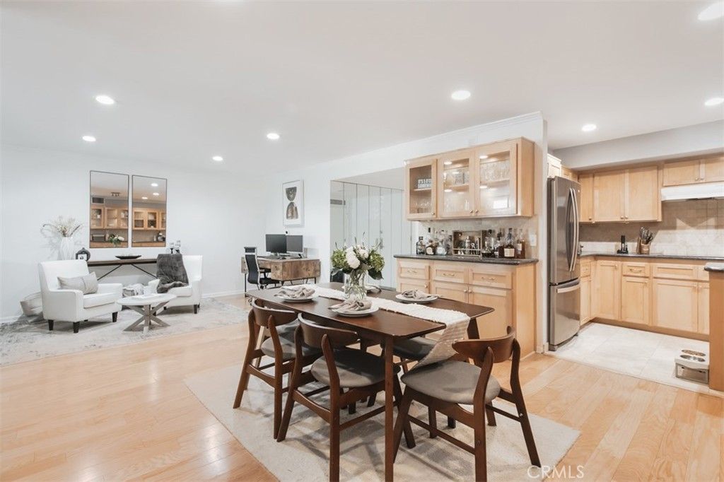 Photo of 10633 Kinnard Avenue #1, Los Angeles, CA 90024 (MLS # SR25148520)