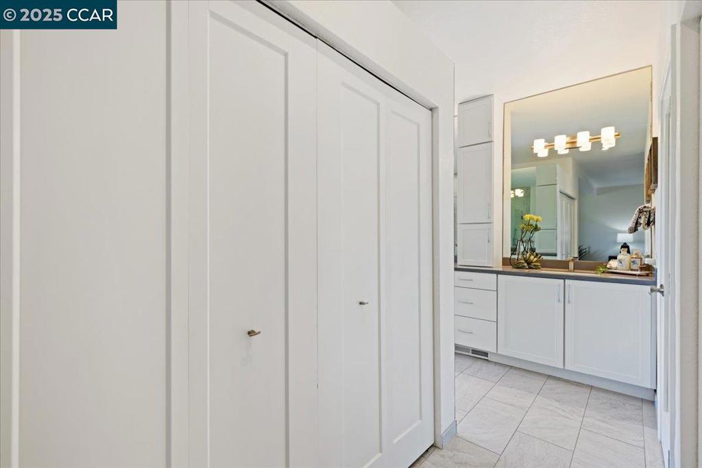 BEACON RIDGE - Residential