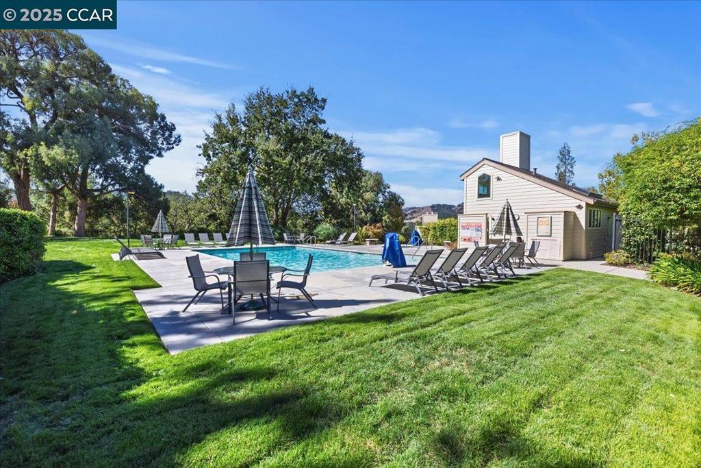 BEACON RIDGE - Residential