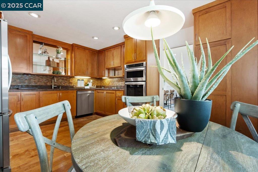 BEACON RIDGE - Residential