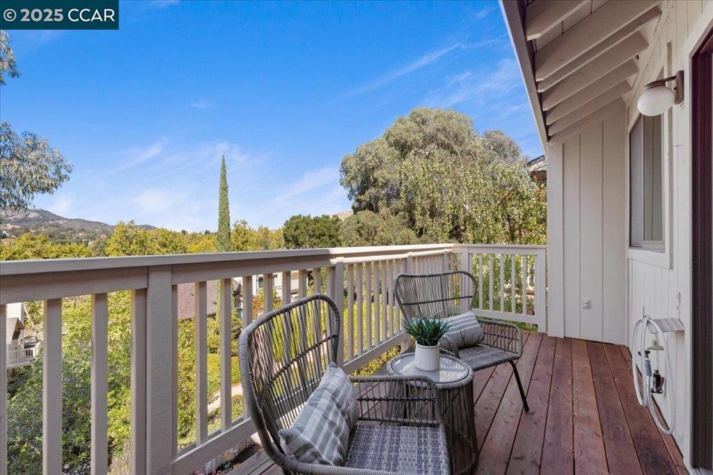 BEACON RIDGE - Residential