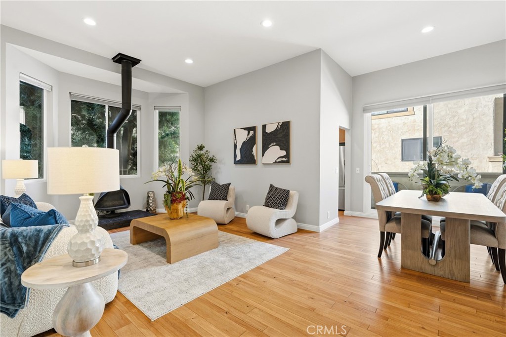 137 E Sierra Madre D