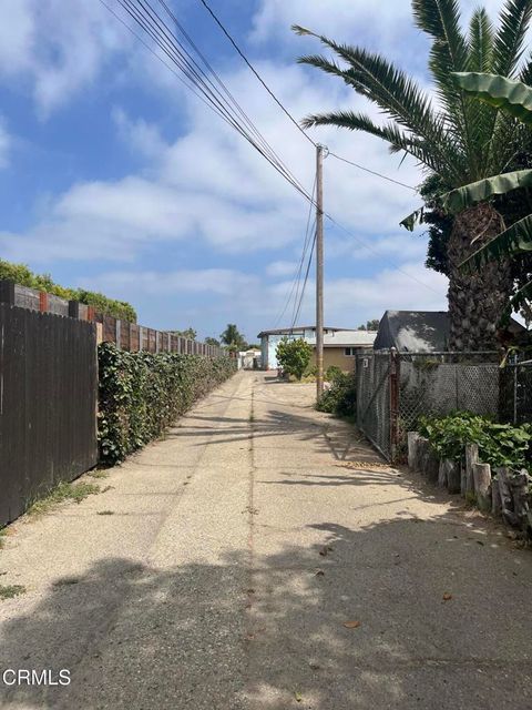 Tiny photo for 3612 Nyeland Avenue, Oxnard, CA 93036 (MLS # V1-37565)