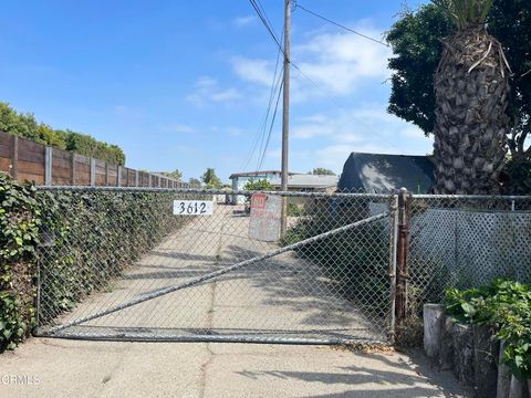 Tiny photo for 3612 Nyeland Avenue, Oxnard, CA 93036 (MLS # V1-37565)