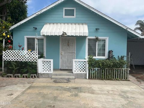 Photo of 3612 Nyeland Avenue, Oxnard, CA 93036 (MLS # V1-37565)