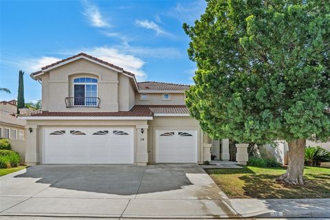 19 Villa Milano Lake Elsinore CA 92532