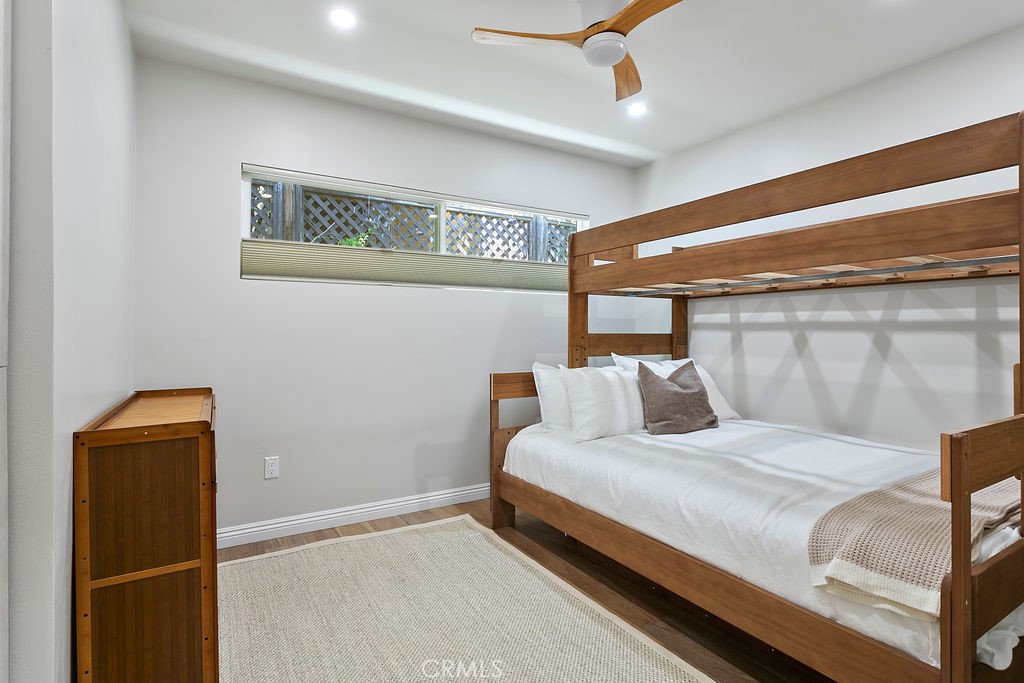 Corona del Mar South of PCH (CDMS) - Residential Lease