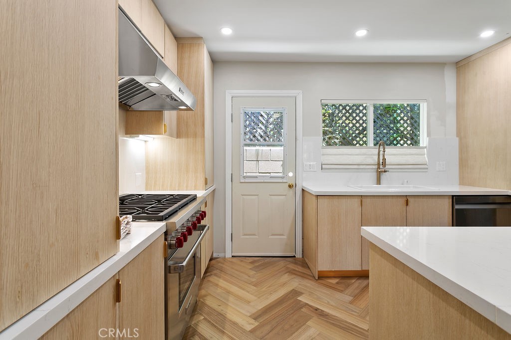 Corona del Mar South of PCH (CDMS) - Residential Lease