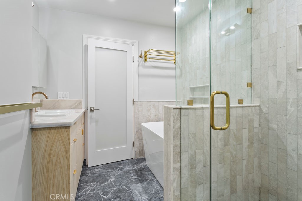 Corona del Mar South of PCH (CDMS) - Residential Lease