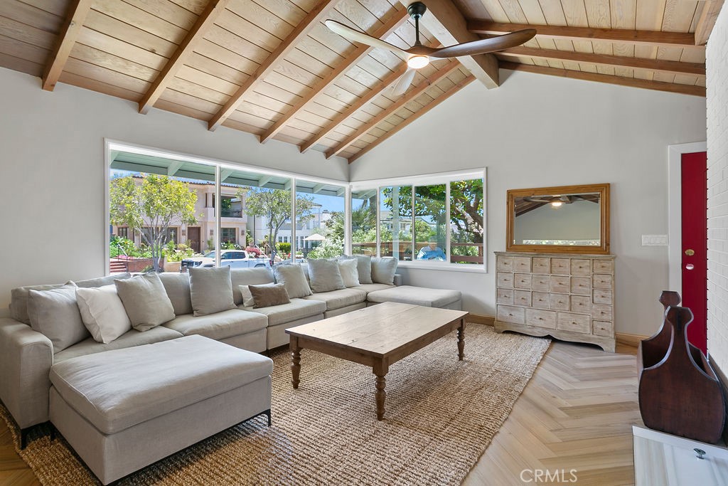 Corona del Mar South of PCH (CDMS) - Residential Lease