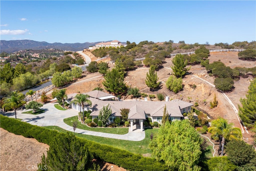 38580 Celine Cove