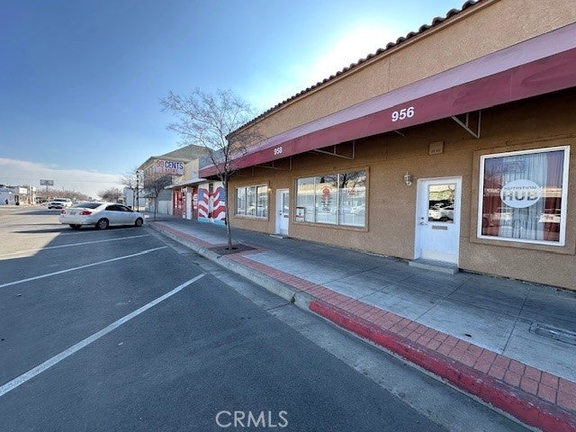 956 958, 960 O Street