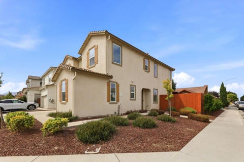 Photo of 600 Duran Court, Hollister, CA 95023 (MLS # ML82059298)