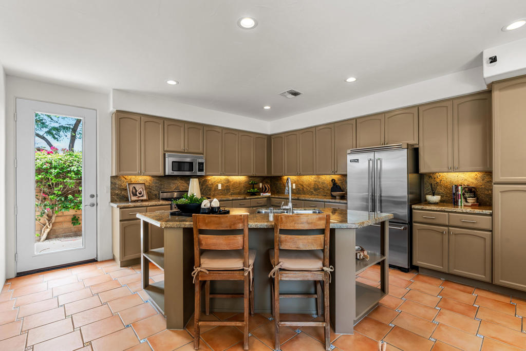 Rancho La Quinta CC - Residential Lease