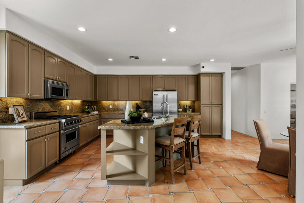 Rancho La Quinta CC - Residential Lease