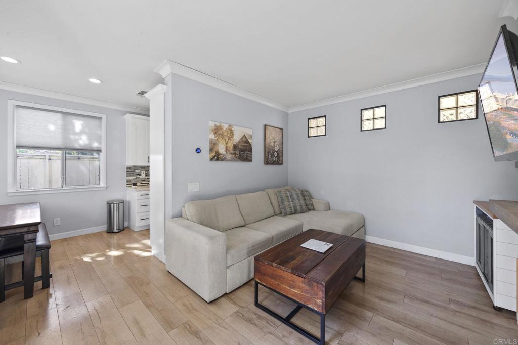 74 Calle De Los Ninos