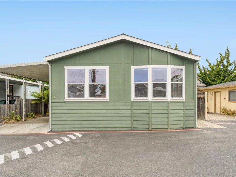 Welcome home! This charming 3-bedroom, 2-bath, 1,258 sq. ft. mobile home in an all-age park offers a fantastic central Santa Cruz location. Enjoy a small private backyard and attached shed, just minutes from scenic Cove Beach with easy access to Capitola, Midtown, and all the best local amenities. Perfect for first-time buyers or those looking to downsize.