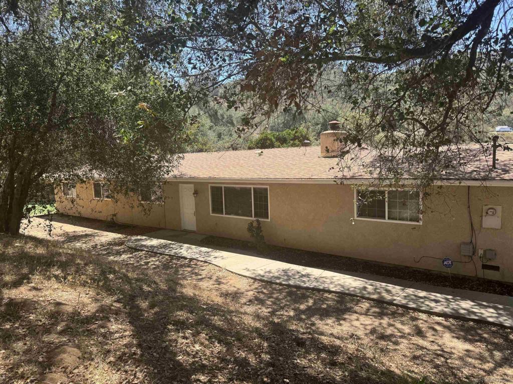 26942 Oakmont Rd