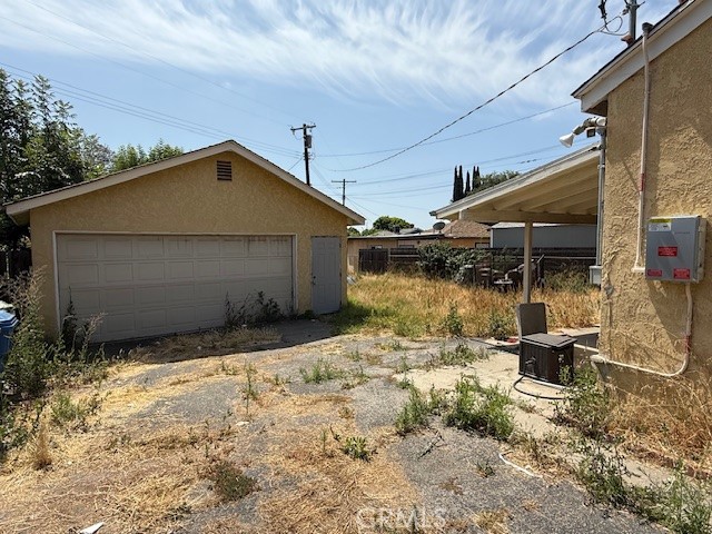 14594 Dyer Street