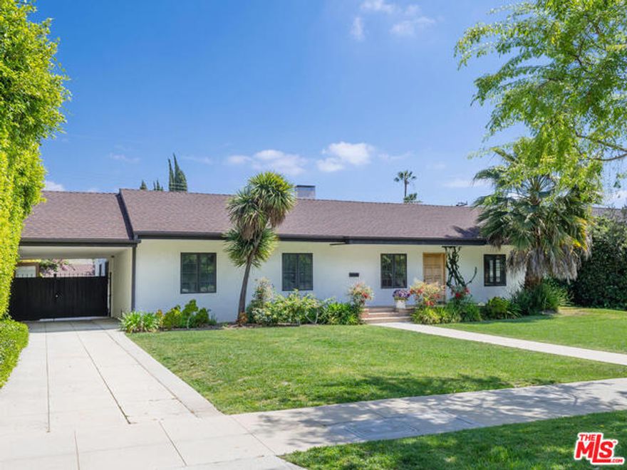 You will delight in the unexpected surprise of this 3BR 2.5BA home in Prime Beverly Hills Flats!  Perfect  for entertaining, the bright, open living spaces with high ceilings, skylights and great walls for art offer a voluminous loft-like setting with sliding glass doors opening to the relaxing back yard.  Formal Dining room leads to large well planned kitchen with breakfast bar.  Master suite overlooks back yard and has a generous bathroom with separate shower and spa tub.  Two guest bedrooms share a full bath and there is a multipurpose/ laundry room plus well-appointed powder room for guests.  2 car garage central air & heat and much more!  Move in, reimagine or rebuild.  The possibilities are endless!