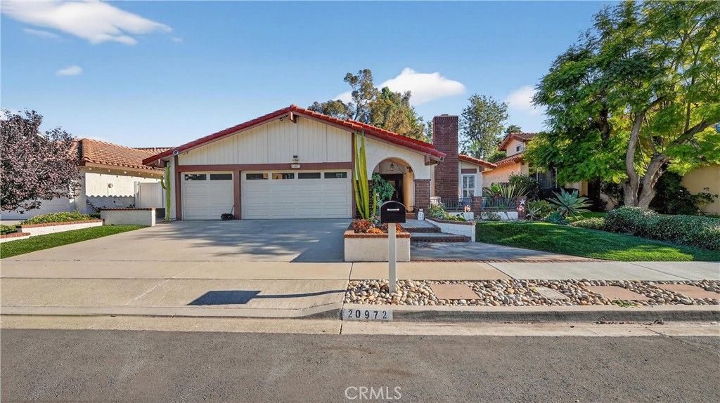 Photo of 20972 Calle Celeste, Lake Forest, CA 92630 (MLS # OC25266286)