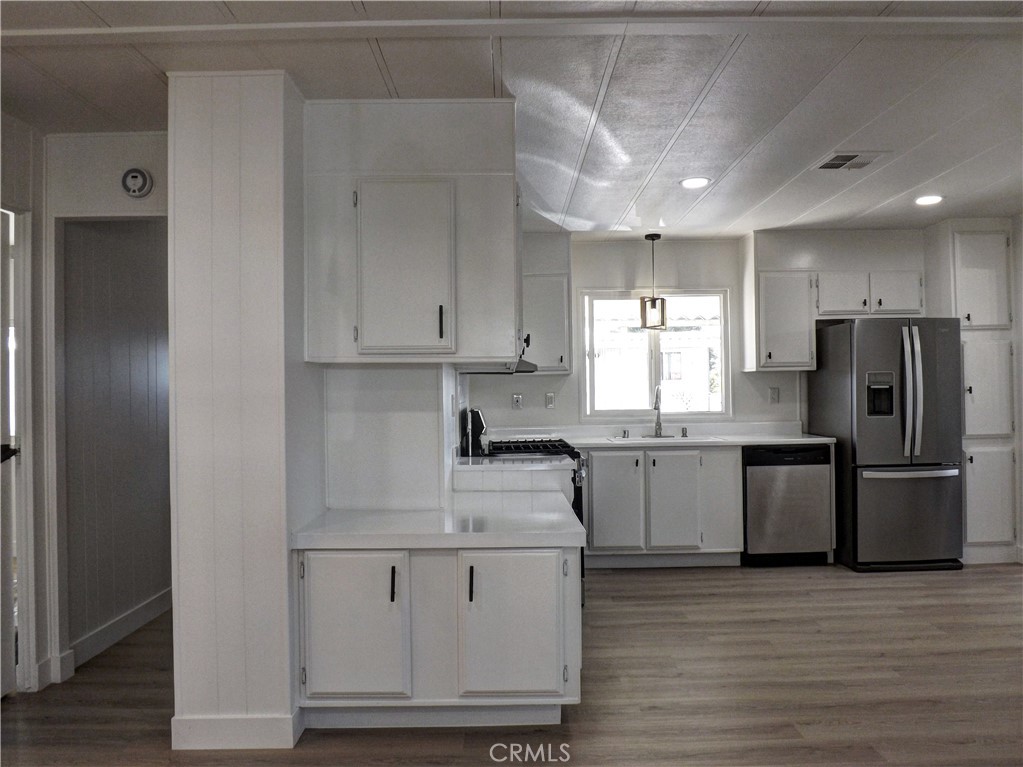 Properties 4 14777 Palm Drive 18