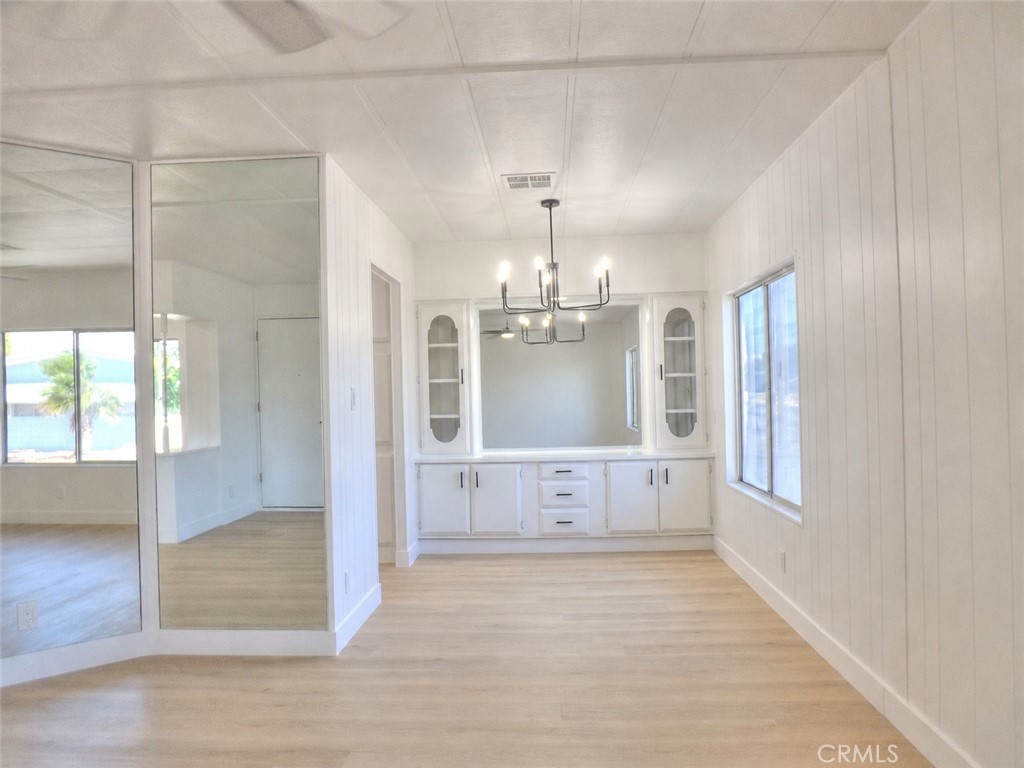 Properties 2 14777 Palm Drive 18