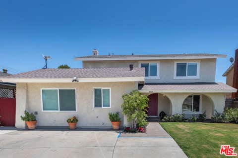 Photo of 8324 Beckford Avenue, Los Angeles, CA 91324 (MLS # 26858627)