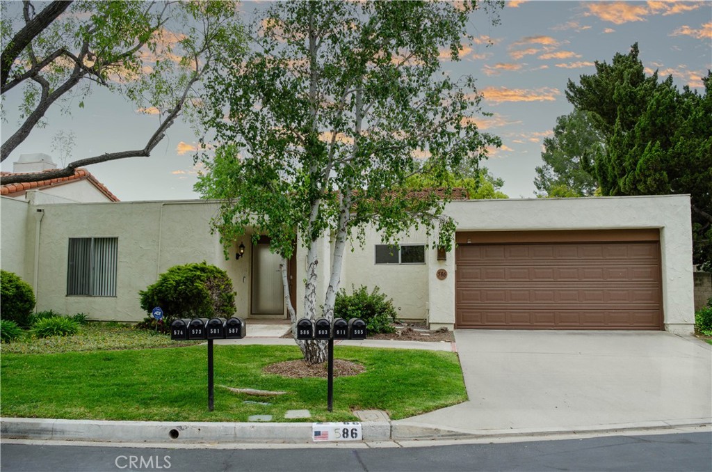 586 Racquet Club Lane
