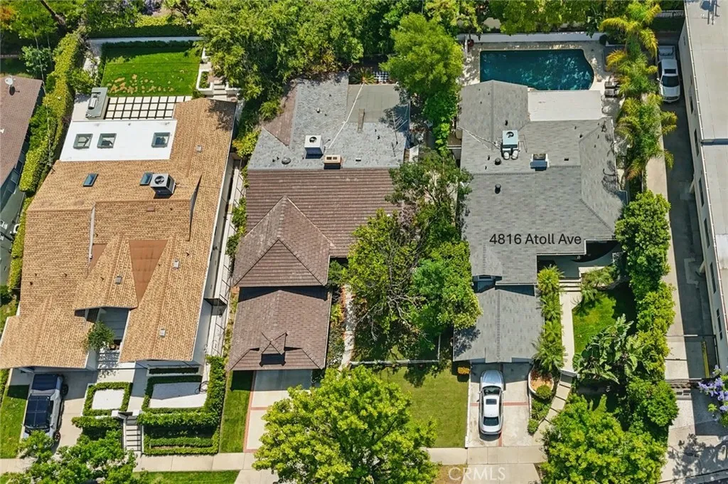 Sherman Oaks, California 91423, United States, 3 Bedrooms Bedrooms, ,2 BathroomsBathrooms,Residential,Active,81118