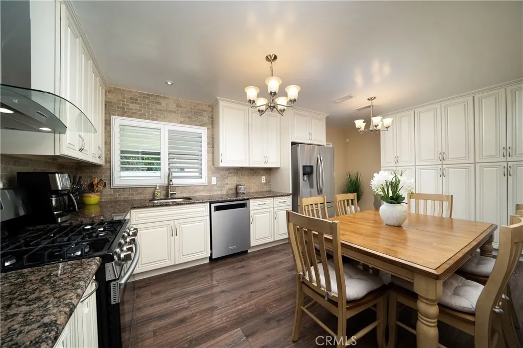 Lakewood, California 90712, United States, 3 Bedrooms Bedrooms, ,2 BathroomsBathrooms,Residential,Active,159718