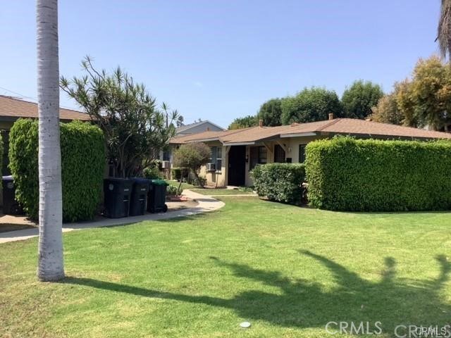 Welcome Home to Unit B! This beautiful 1-bedroom, 1-bath residence offers the comfort and convenience you’ve been looking for. Located in a well-maintained 6-unit community on Newport Blvd in Tustin, this one-story walk-in unit has no neighbors above or below. Inside, you’ll find a spacious layout with a full kitchen, comfortable living room, hallway, and private bedroom. The property features: Six detached garages (one available for this unit) Additional onsite parking, shared laundry facilities. Enjoy the great location with easy access to the 5 and 55 freeways, and you’ll be just minutes from shopping, dining, schools, and places of worship. Rental Requirements: No pets allowed, strong credit of 700's preferred. Co-Signers accepted.