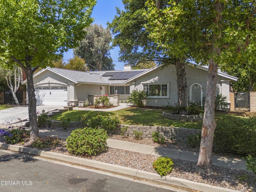 1877 Hendrix Avenue