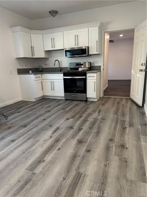 Photo of 16029 Ceres Ave, Fontana, CA 92335 (MLS # DW26077531)