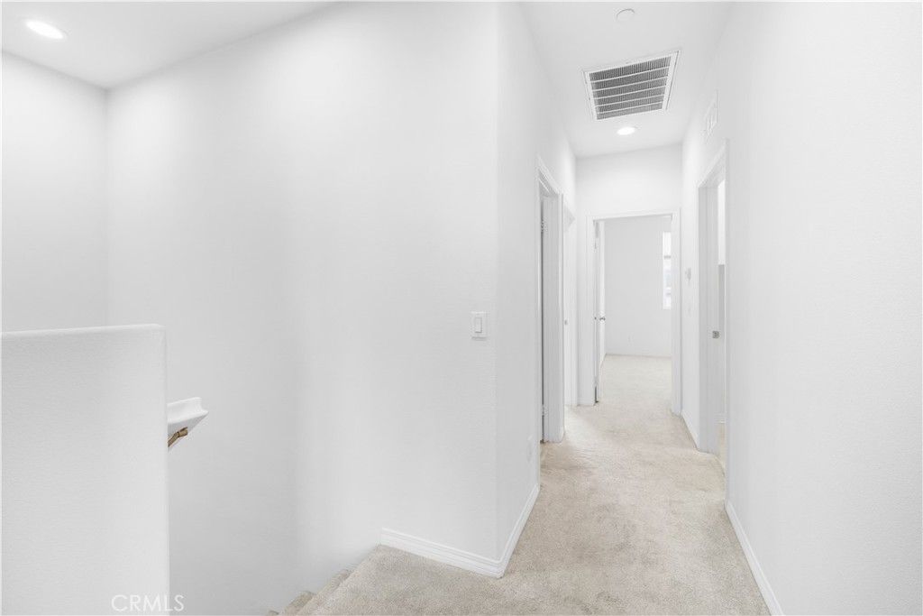 listing image 130720651204800823152
