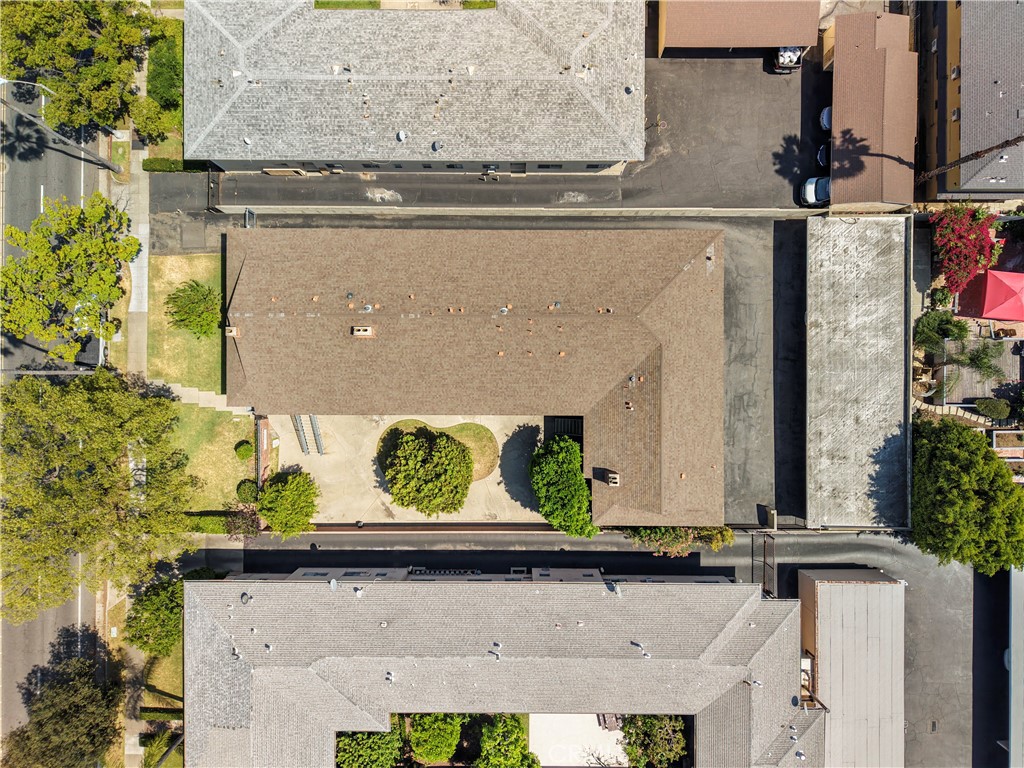 518 E Washington