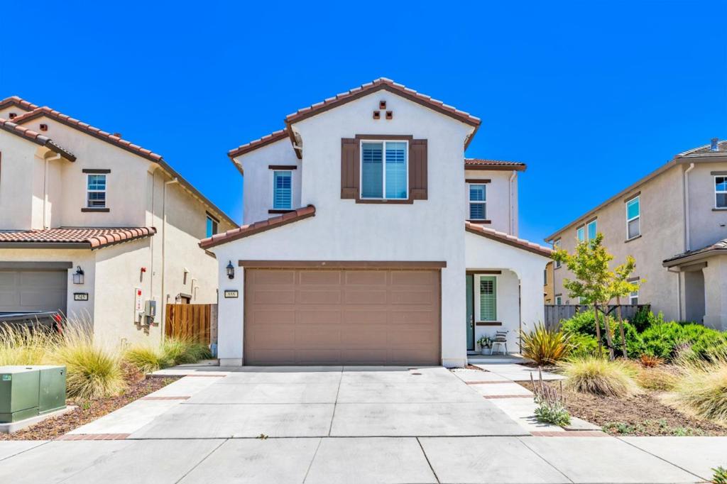 Discover effortless living at 555 Sparrow Street in Hollisters Allendale neighborhood. Built in 2019, this move-in ready home features three bedrooms and two-and-a-half baths with a thoughtfully designed, open-concept layout perfect for modern living. The main level is filled with natural light and flows seamlessly into the upgraded kitchen with quality finishes. Upstairs, youll find spacious bedrooms, full bathrooms, and a convenient laundry area. Situated in a desirable community near parks, schools, shopping, and commuter routes, this home offers comfort, style, and an unbeatable location.