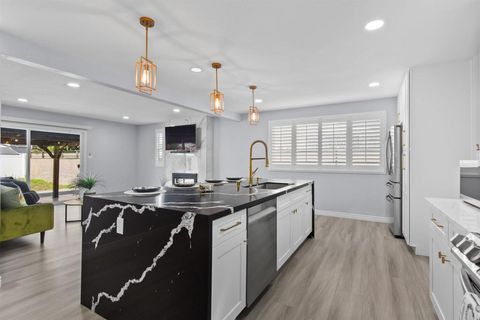 7162 Beagle St San Diego CA 92111