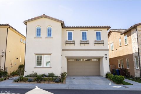 Photo of 20742 Pine Cone Cir, Porter Ranch, CA 91326 (MLS # SR26067099)